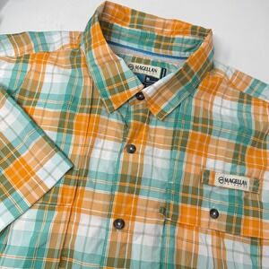 Magellan Outdoors Shirt Mens XL Multicolor Plaid Short Sleeve Fishing Vented